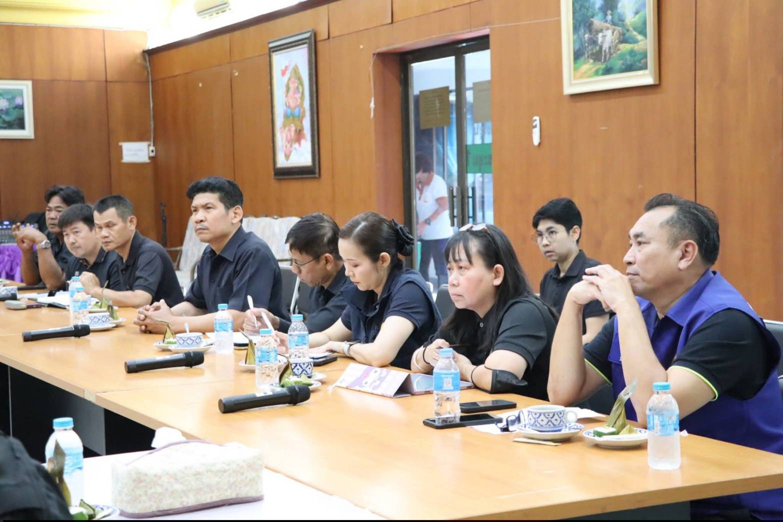 title - ผู้ว่าราชการจังหวัดพระนครศรีอยุธยา ลงตรวจพื้นที่เตรียมการพระราชพิธีถวายพระเพลิงพระบรมศพ สมเด็จพระนางเจ้าสิริกิติ์ พระบรมราชินีนาถ พระบรมราชชนนีพันปีหลวง ณ ศูนย์ส่งเสริมและพัฒนาอาชีพเสริมนอกภาคการเกษตร อำเภอบางไทร